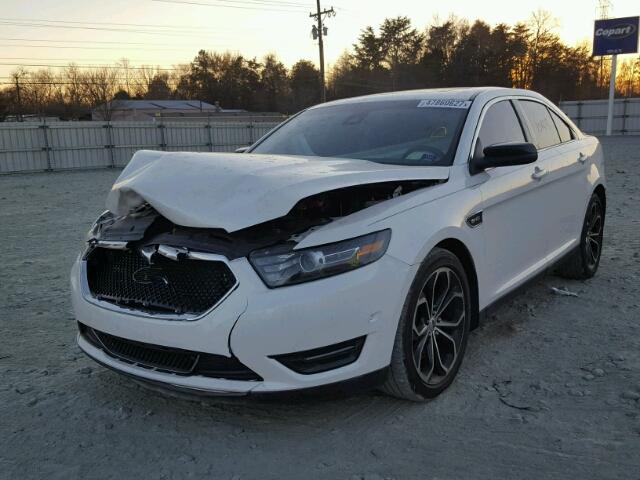 1FAHP2KT2DG133329 - 2013 FORD TAURUS SHO WHITE photo 2