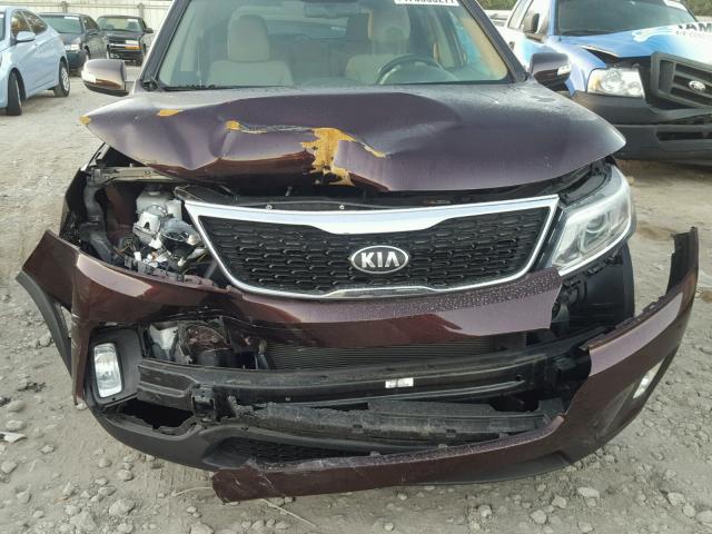 5XYKT3A68EG439551 - 2014 KIA SORENTO LX BURGUNDY photo 9