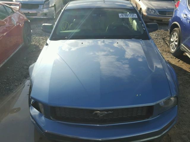 1ZVFT80N475235457 - 2007 FORD MUSTANG BLUE photo 9