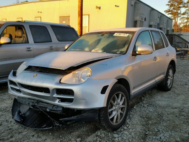 WP1AB29P34LA72114 - 2004 PORSCHE CAYENNE S SILVER photo 2