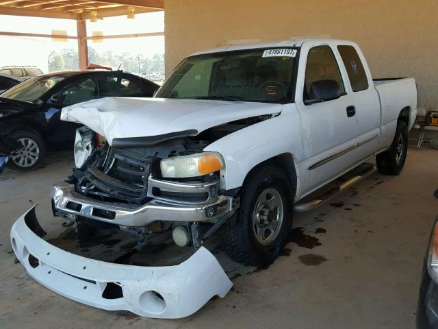 2GTEC19V041108517 - 2004 GMC NEW SIERRA WHITE photo 2