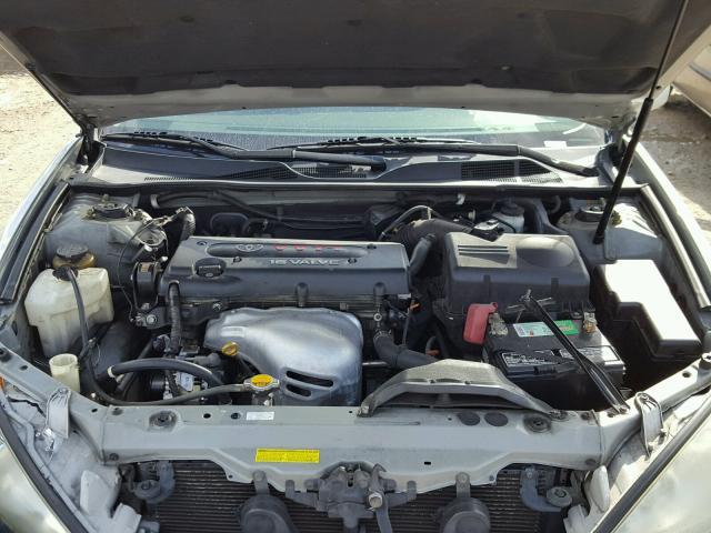 4T1BE32K74U900706 - 2004 TOYOTA CAMRY LE ვერცხლისფერი ფოტო 7