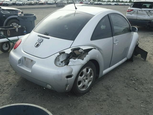 3VWCP21C12M419842 - 2002 VOLKSWAGEN NEW BEETLE 银色 照片 4