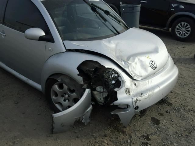 3VWCP21C12M419842 - 2002 VOLKSWAGEN NEW BEETLE 银色 照片 9