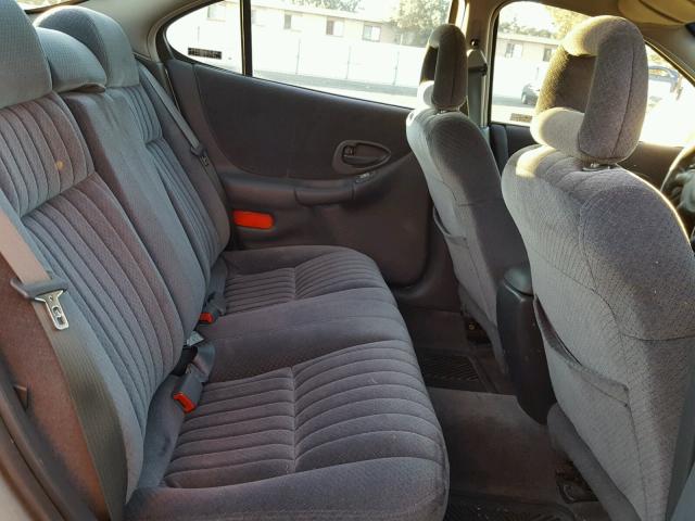 1G2WK52J81F196957 - 2001 PONTIAC GRAND PRIX SILVER photo 6