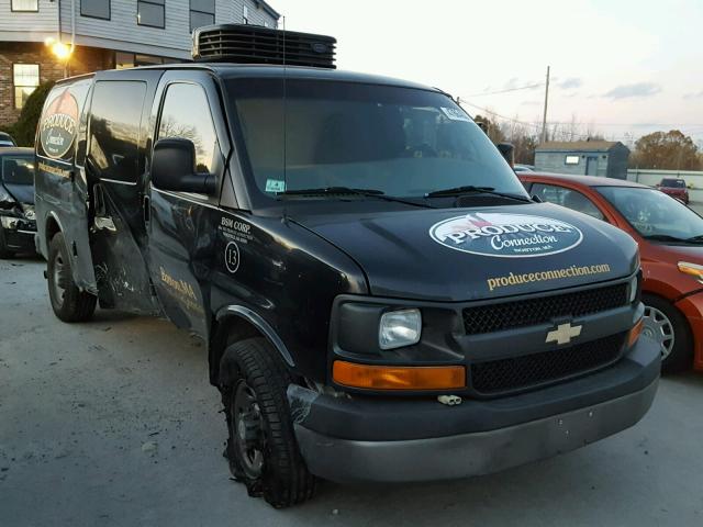 1GCWGFBG2B1103209 - 2011 CHEVROLET EXPRESS G2 BLACK photo 1