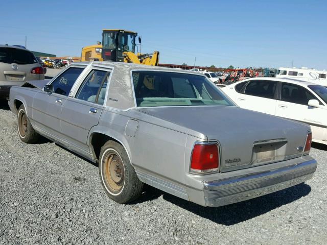 2FABP73F8KX147710 - 1989 FORD CROWN VICT GRAY photo 3