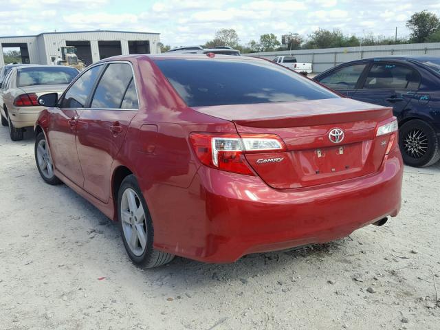 4T1BF1FK6DU643470 - 2013 TOYOTA CAMRY L RED photo 3