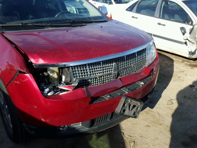 2LMDU68C27BJ21614 - 2007 LINCOLN MKX RED photo 9