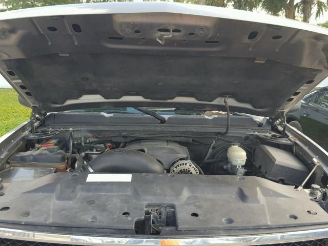 2GCEC19C571588993 - 2007 CHEVROLET SILVERADO SILVER photo 7