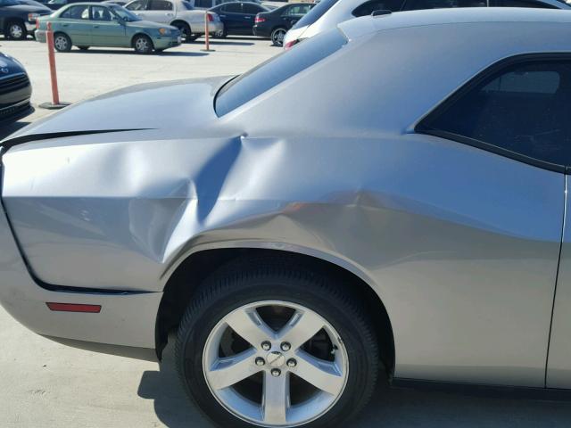 2B3CJ4DG7BH519393 - 2011 DODGE CHALLENGER SILVER photo 6
