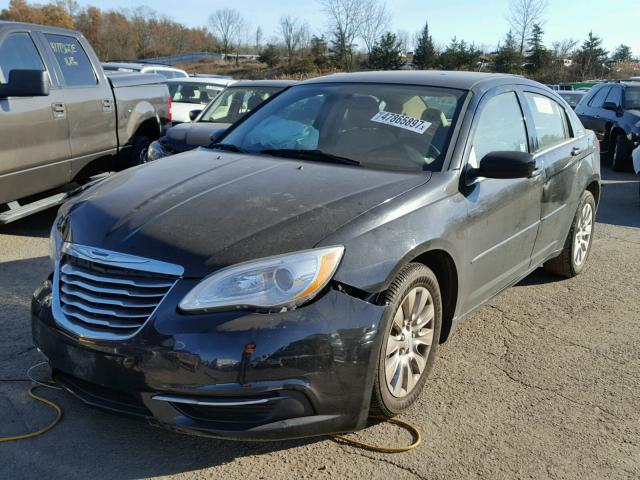 1C3CCBAG2CN241128 - 2012 CHRYSLER 200 LX BLACK photo 2