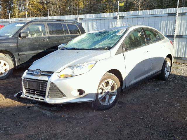 1FADP3F24EL114876 - 2014 FORD FOCUS SE SILVER photo 2