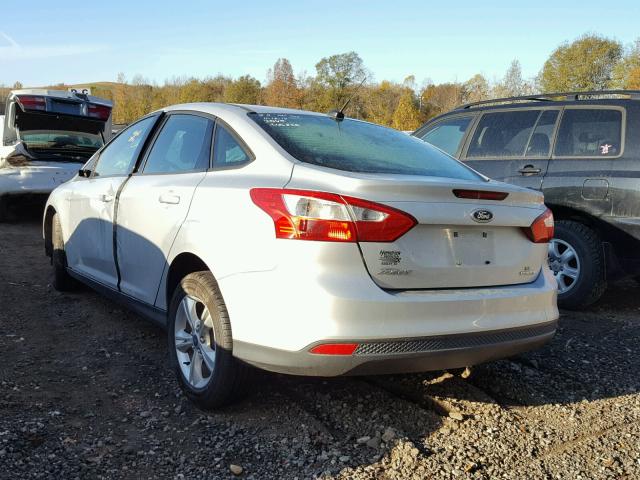 1FADP3F24EL114876 - 2014 FORD FOCUS SE SILVER photo 3