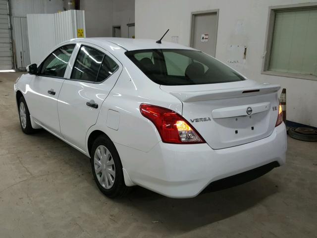 3N1CN7AP7GL907119 - 2016 NISSAN VERSA S WHITE photo 3