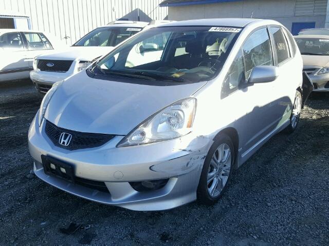 JHMGE8H51BS006409 - 2011 HONDA FIT SPORT SILVER photo 2