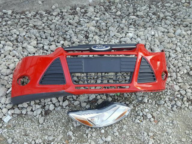 1FADP3F22DL344687 - 2013 FORD FOCUS SE RED photo 9