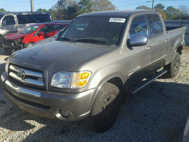 5TBET34134S442235 - 2004 TOYOTA TUNDRA DOU GRAY photo 2