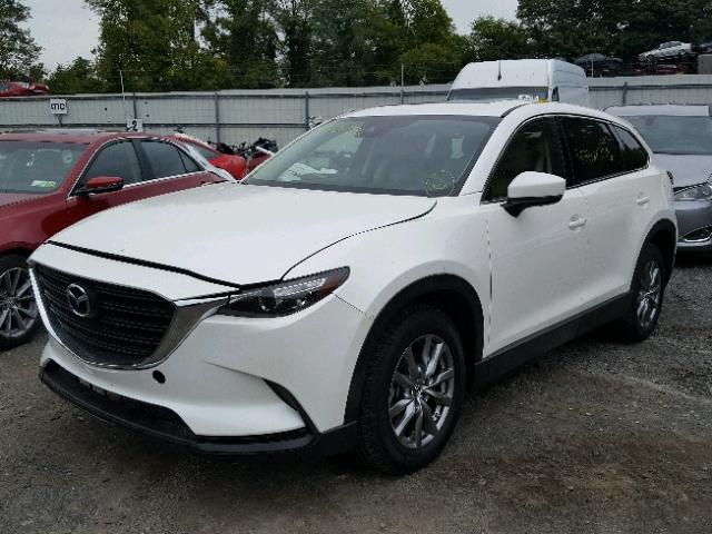 JM3TCBCY2J0205586 - 2018 MAZDA CX-9 TOURI WHITE photo 2