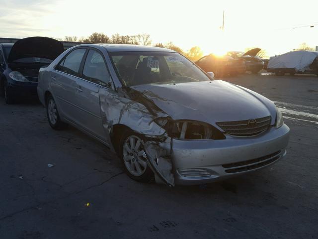 4T1BE32K42U555521 - 2002 TOYOTA CAMRY LE SILVER photo 1