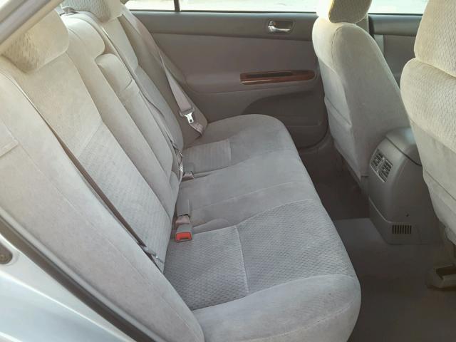 4T1BE32K42U555521 - 2002 TOYOTA CAMRY LE ვერცხლისფერი ფოტო 6