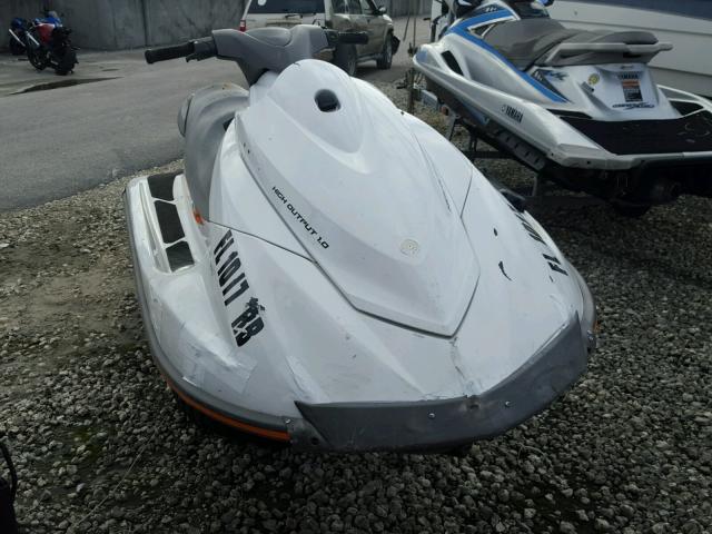 YAMA3208L516 - 2016 YAMAHA MARINE LOT WHITE photo 1