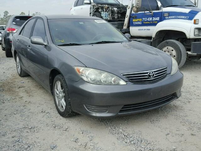 4T1BE32K95U512409 - 2005 TOYOTA CAMRY LE GRAY photo 1
