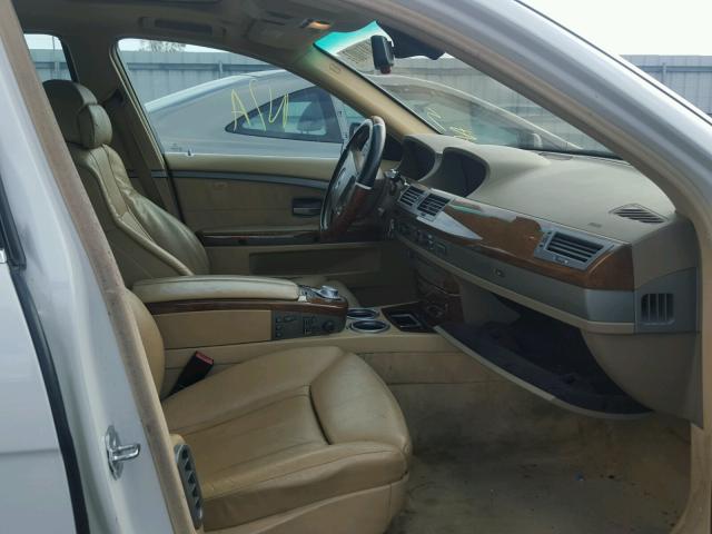 WBAGN63464DS49819 - 2004 BMW 745 LI WHITE photo 5