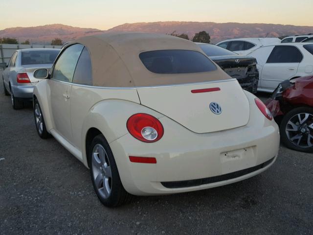 3VWSF31Y56M312105 - 2006 VOLKSWAGEN NEW BEETLE WHITE photo 3