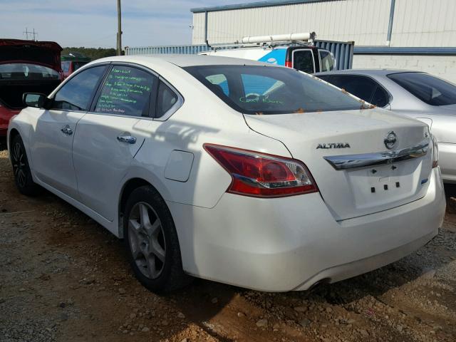 1N4AL3AP3DN515940 - 2013 NISSAN ALTIMA 2.5 WHITE photo 3