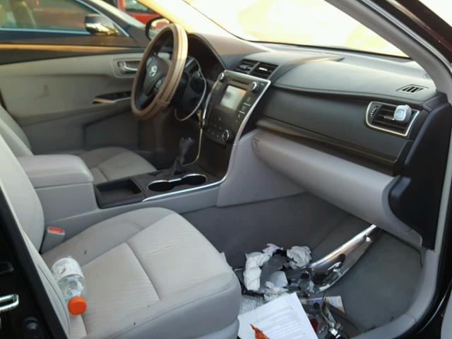 4T4BF1FK5FR492565 - 2015 TOYOTA CAMRY LE შავი ფოტო 5