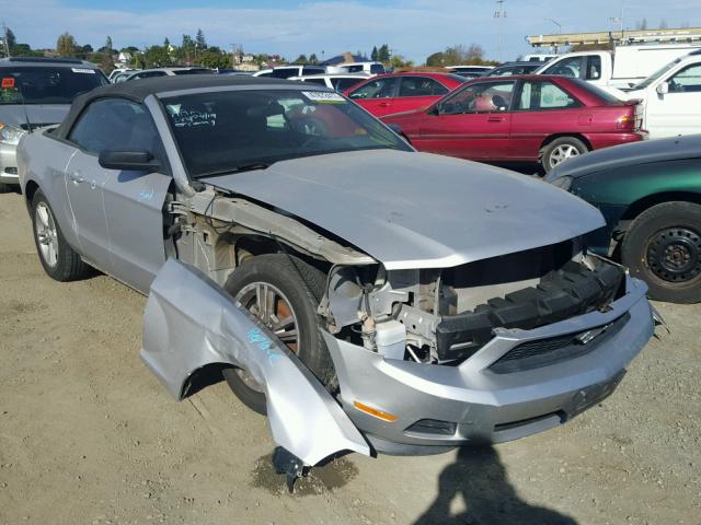 1ZVBP8EM4C5273686 - 2012 FORD MUSTANG SILVER photo 1