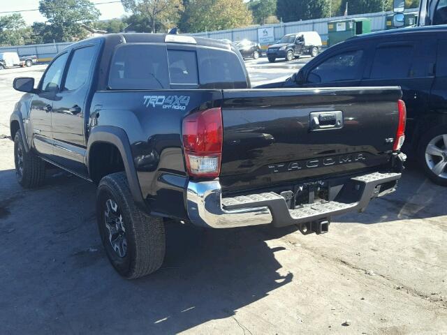 3TMCZ5AN6HM074154 - 2017 TOYOTA TACOMA DOU BLACK photo 3