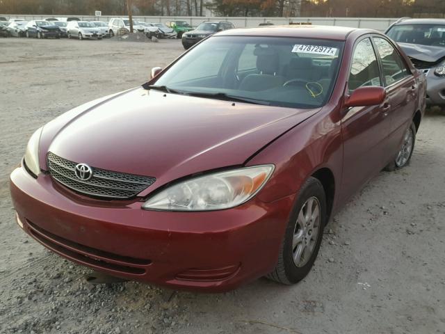 4T1BE32K84U313706 - 2004 TOYOTA CAMRY LE RED photo 2