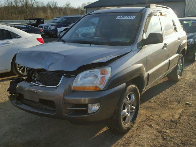 KNDJE723187469574 - 2008 KIA SPORTAGE E GRAY photo 2