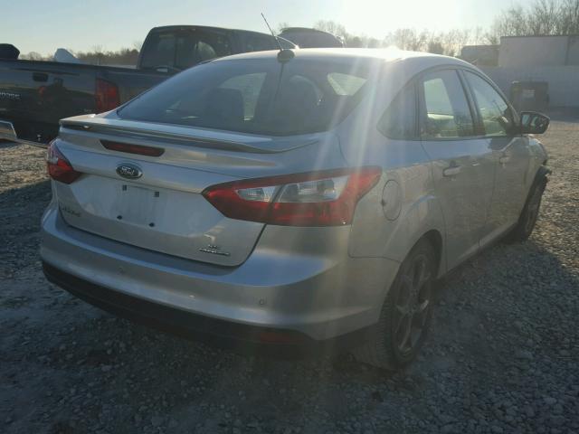 1FADP3F24EL240994 - 2014 FORD FOCUS SE SILVER photo 4