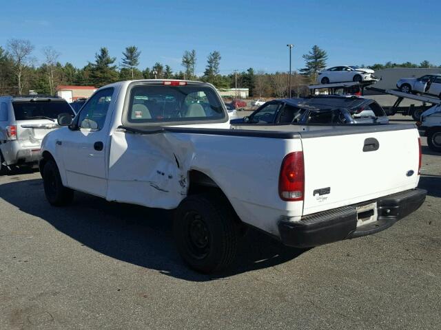 1FTZF1726YNC31678 - 2000 FORD F150 WHITE photo 3