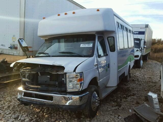 1FDEE3FL6BDA32548 - 2011 FORD ECONOLINE WHITE photo 2