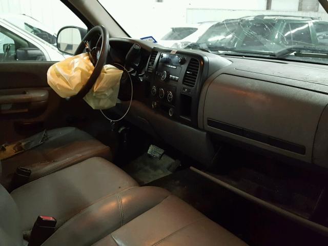 1GCEC14CX7Z598854 - 2007 CHEVROLET SILVERADO WHITE photo 5