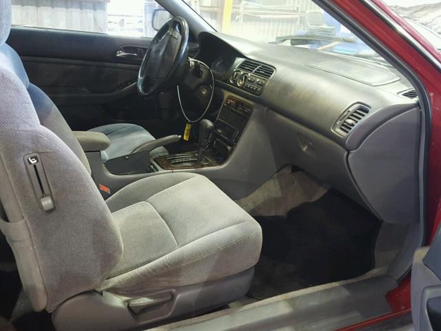 1HGCD7209VA009886 - 1997 HONDA ACCORD SE RED photo 5