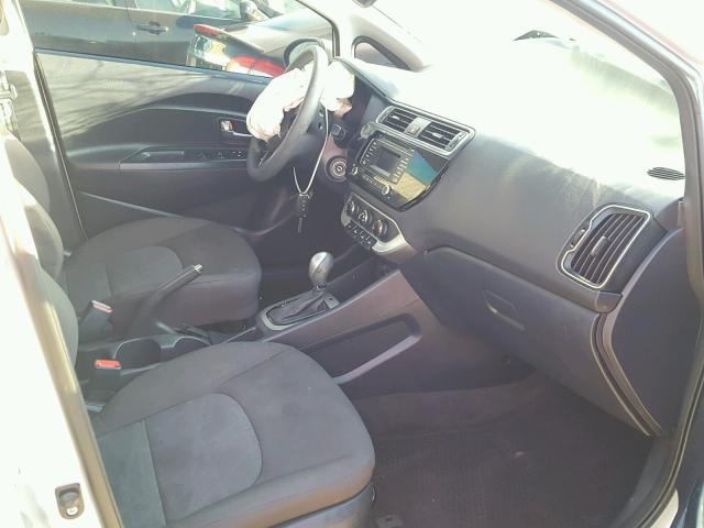 KNADM4A39G6658121 - 2016 KIA RIO LX Արծաթագույն լուսանկար 5