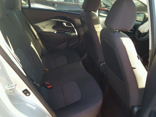 KNADM4A39G6658121 - 2016 KIA RIO LX Արծաթագույն լուսանկար 6