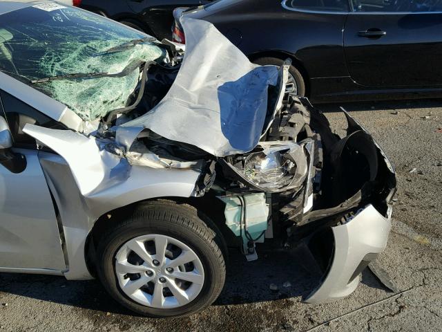KNADM4A39G6658121 - 2016 KIA RIO LX Արծաթագույն լուսանկար 9