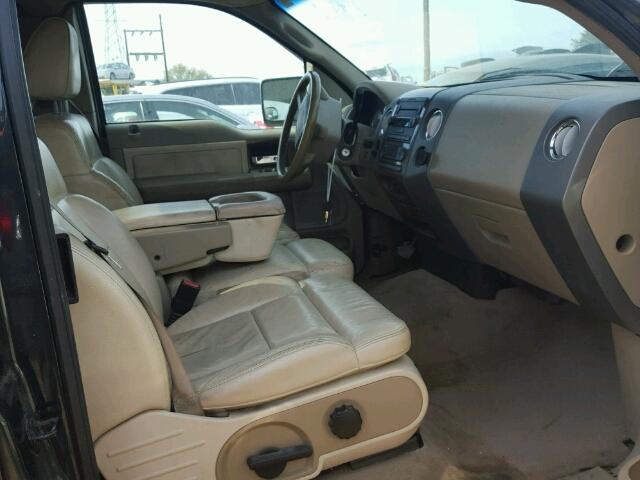 1FTPX12514NC71134 - 2004 FORD F150 أسود صورة 5
