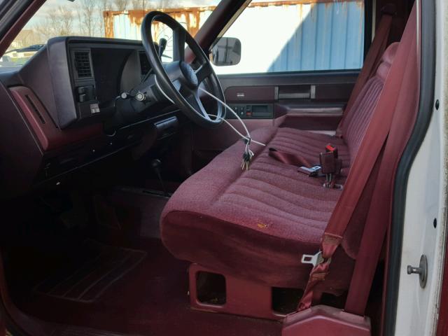 1GTDK14K8KE551165 - 1989 GMC SIERRA K15 TWO TONE photo 5