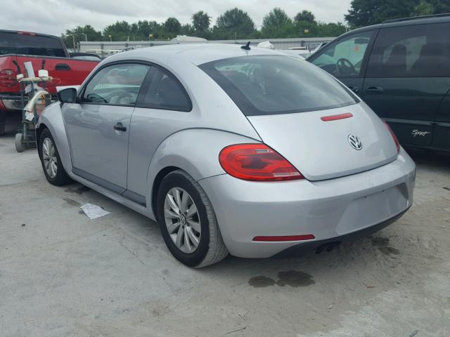 3VWFP7AT1DM670499 - 2013 VOLKSWAGEN BEETLE SILVER photo 3