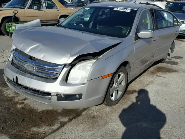 3FAHP07Z47R266575 - 2007 FORD FUSION SE SILVER photo 2