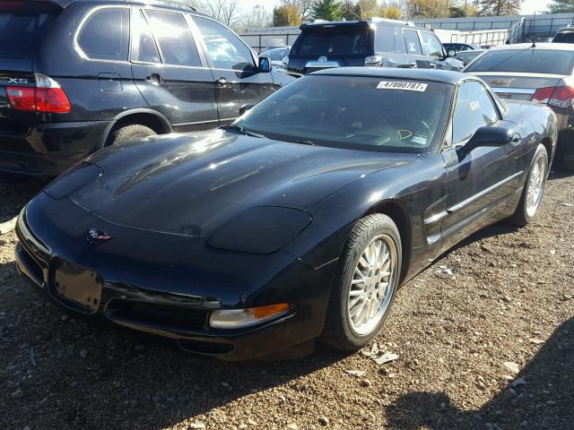 1G1YY22G815123897 - 2001 CHEVROLET CORVETTE BLACK photo 2