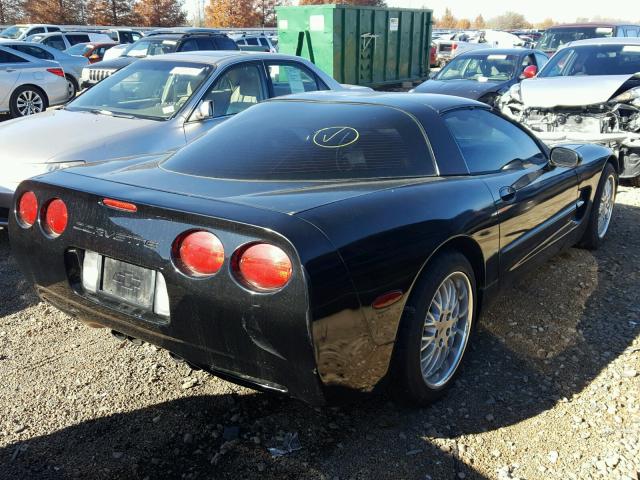 1G1YY22G815123897 - 2001 CHEVROLET CORVETTE BLACK photo 4