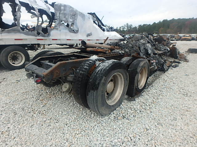 1XKTDB9X96J131656 - 2006 KENWORTH CONSTRUCTI BURN photo 4